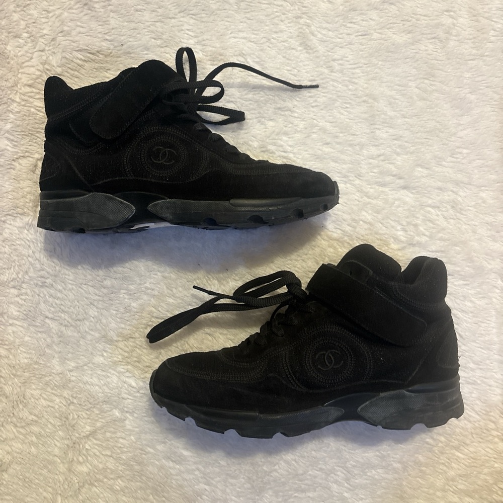 CHANEL Black High-Top Sneakers